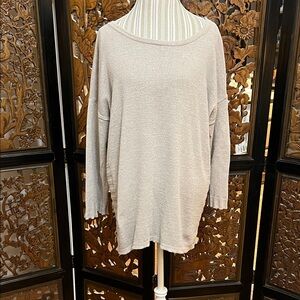 Chico's Soft Beige Women's Crew Neck Sweater
